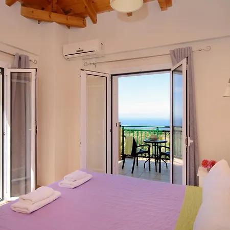 Villa Kalliphaeia 3 Bed Lefkada Tsoukaladhes